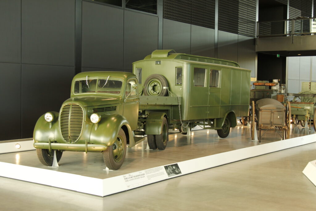 Ford V-8 Militaire museum Soesterberg